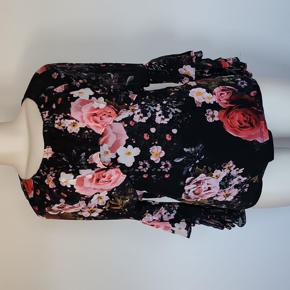 Thalia Sodi Tops - Thalia Sodi black floral mesh top-M